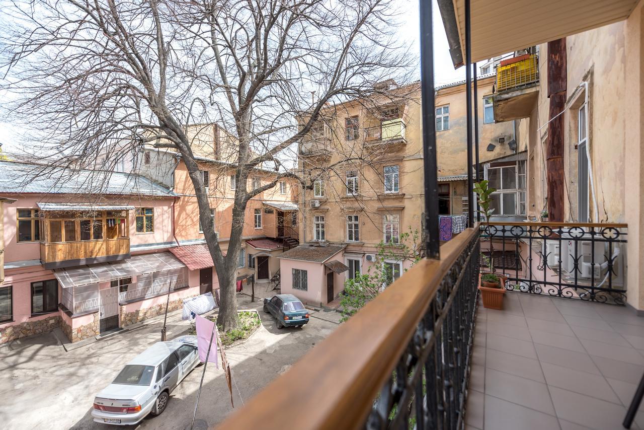 Studio Apartment in center of Odesa Esterno foto